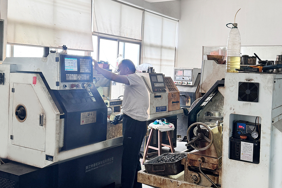 Lathe