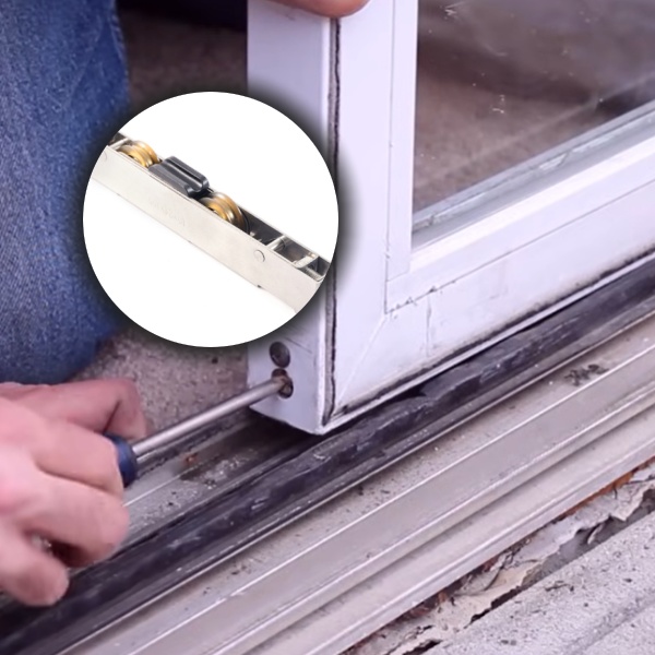  Step-by-Step Guide to Replacing Sliding Screen Door Rollers